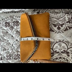Clutch/wristlet/Shoulder bag
